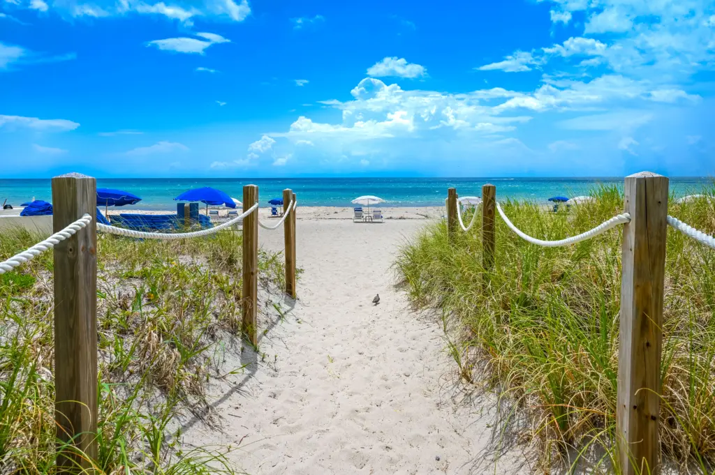 Beautiful Delray Beach shoreline steps from  short term rental